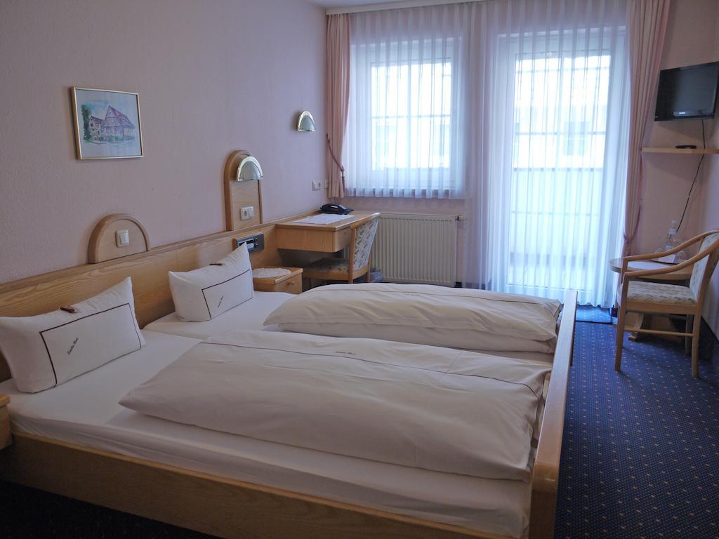 Hotel Ebner Bad Königshofen im Grabfeld Room photo