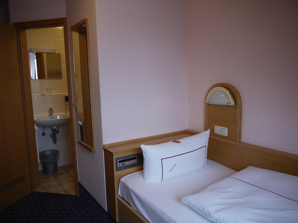Hotel Ebner Bad Königshofen im Grabfeld Room photo
